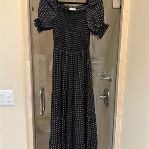 Elegant Black and Gold Patterned Dress